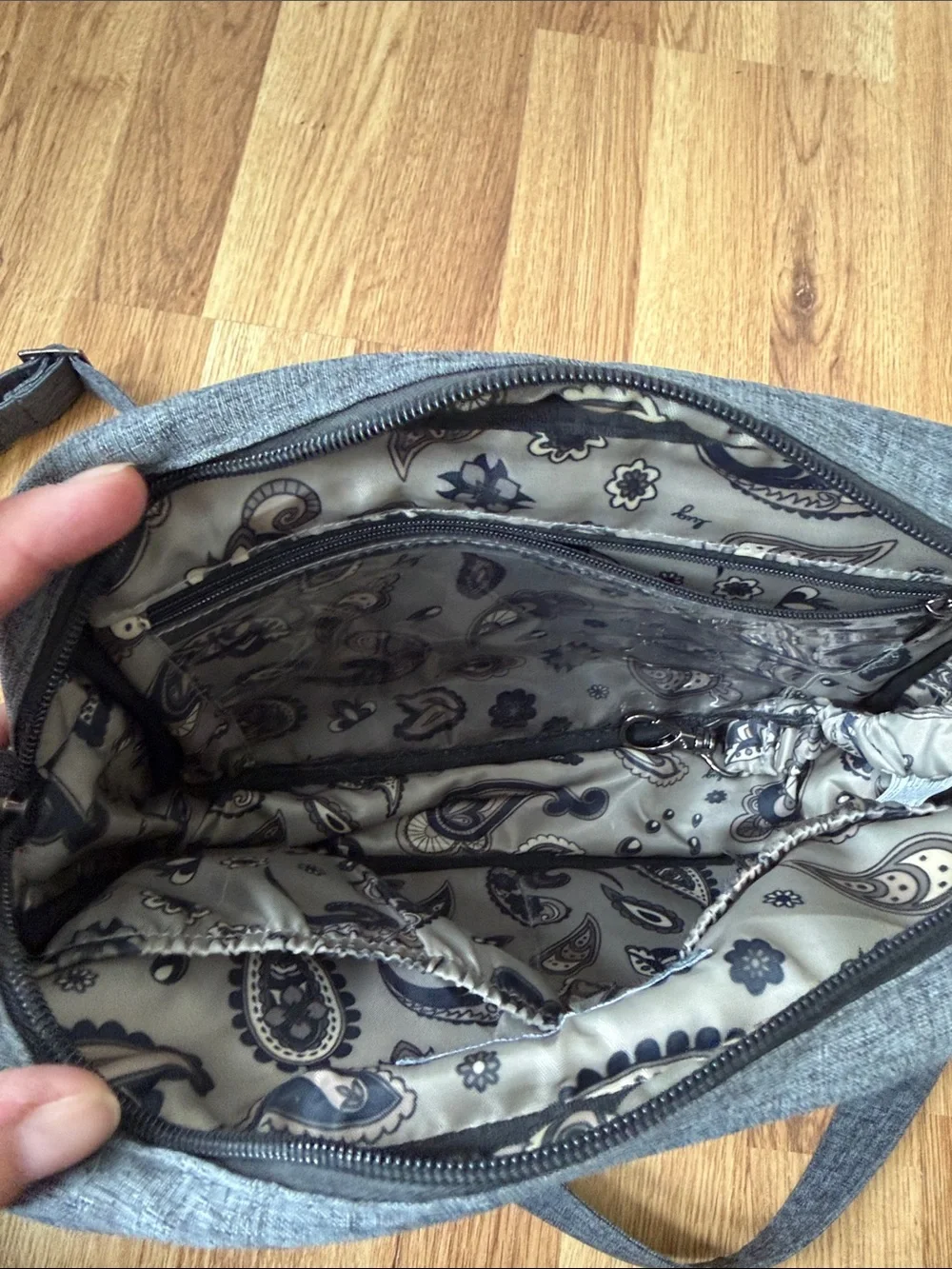 lug Corousel XL Quilted Gray Messenger Crossbody Bag - Unbranded